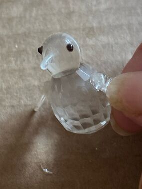 Vtg Swarovski small crystal penguin figurine